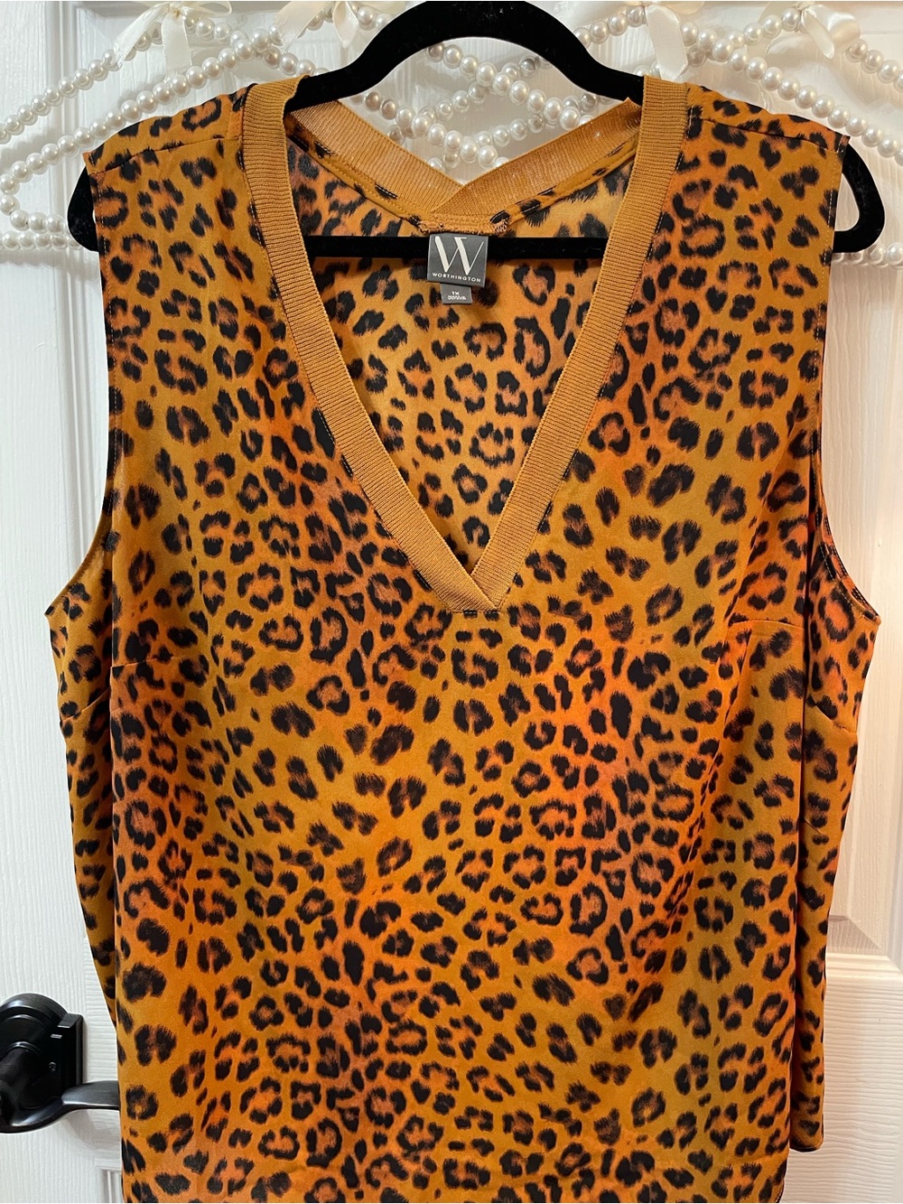 Worthington Leopard Print V-Neck Sleeveless Top - Amber/Black